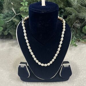 Pure freshwater pearl necklace